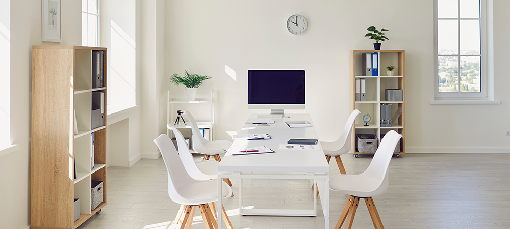 How can IT managers turn offices into attractive workspaces?